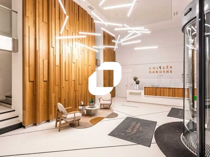 Bureaux Plug and Play au sein d'un immeuble de bo