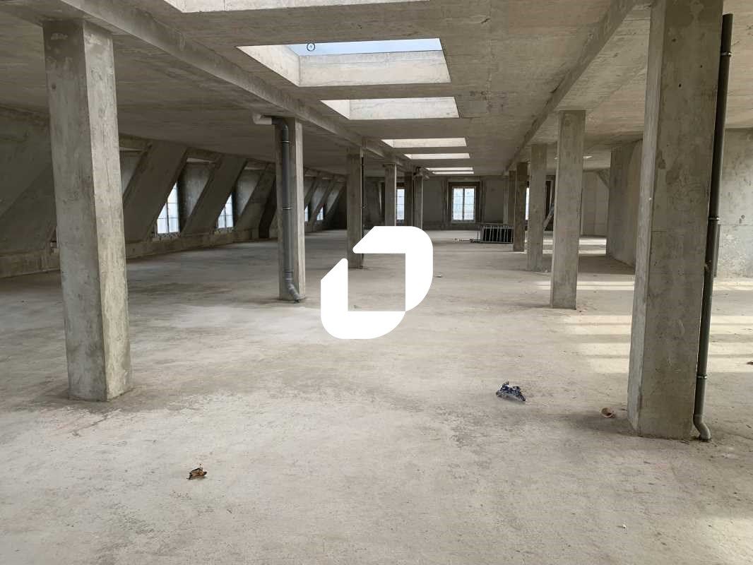 Situé au sein du tout nouveau quartier de la gare