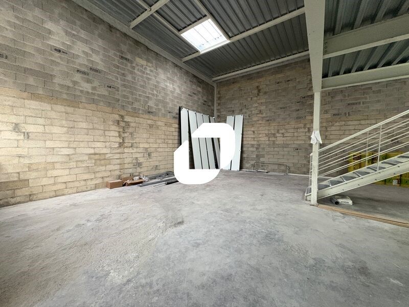 Situé sur la commune de Plaisir, Immprove vous pr