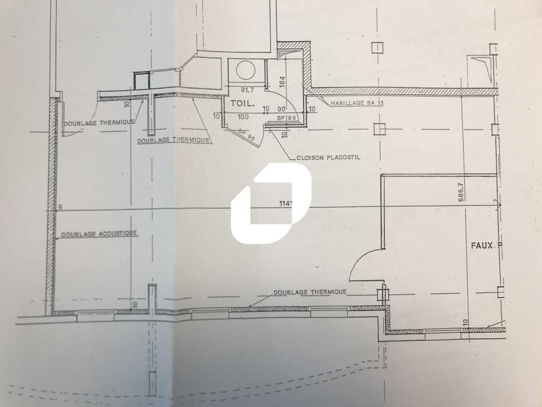 Location bureaux 63 m² non divisibles