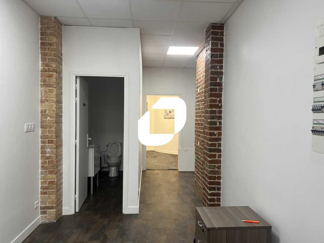 A proximité du métro « Laumière » et du parc des 