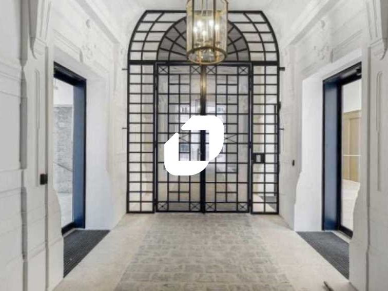 Immprove vous propose un très bel immeuble indépe