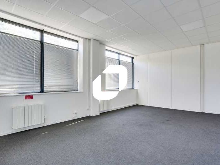 À proximité du périphérique parisien, à Porte de