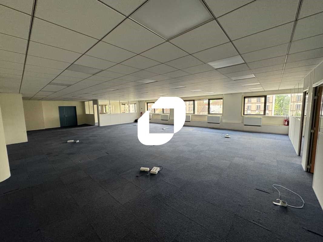 À la recherche de bureaux spacieux et fonctionnel