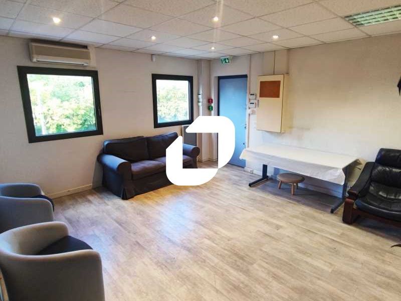 Située dans la ville dynamique de Boissy-Saint-Lé