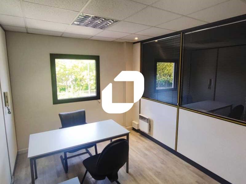 Située dans la ville dynamique de Boissy-Saint-Lé