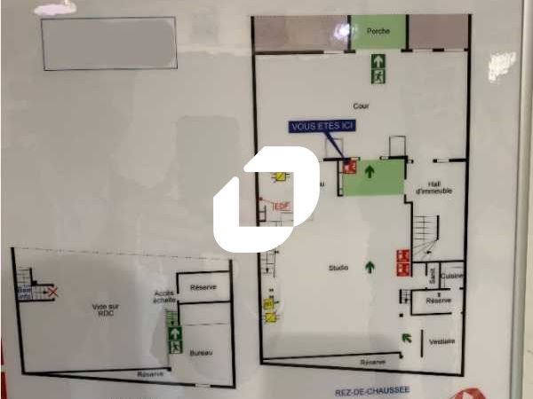 Location bureaux 170 m² non divisibles