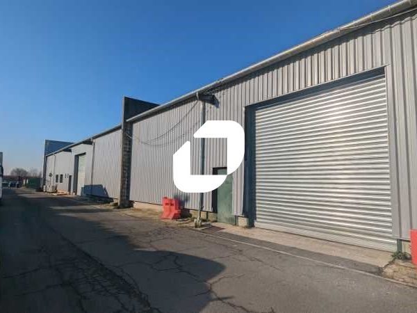 A proximité de la N19 et de la N104, bénéficiant 