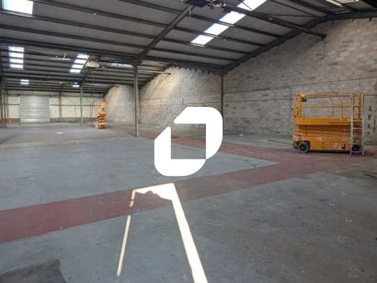 A proximité de la N19 et de la N104, bénéficiant 