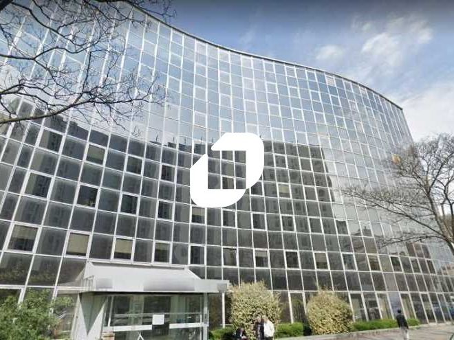 Dans un immeuble climatisé à proximité du métro 7