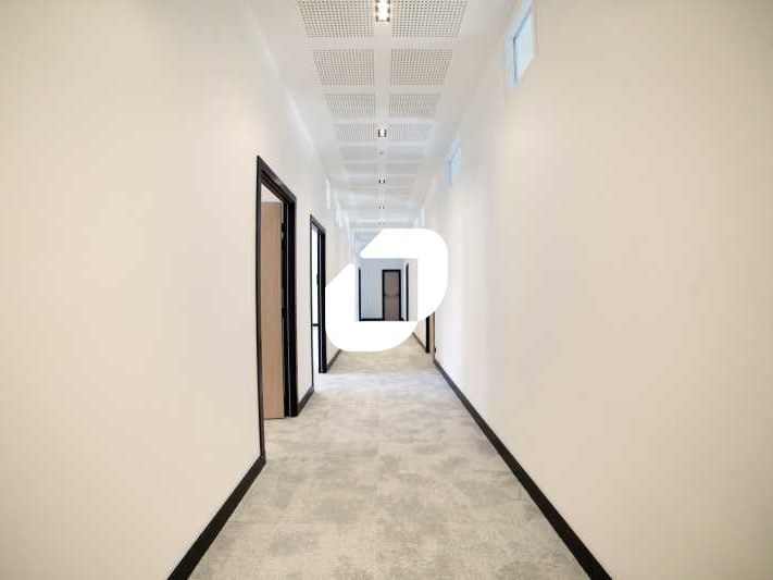 Immprove, vous propose un plateau de bureaux cloi