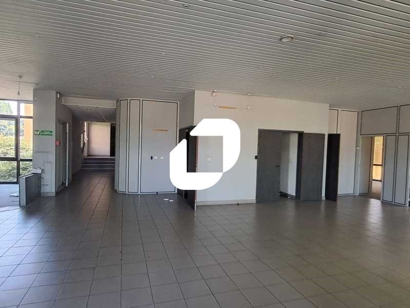 Immprove vous propose à la vente un bâtiment mixt