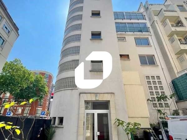 En plein coeur de Boulogne, des commerces et du M