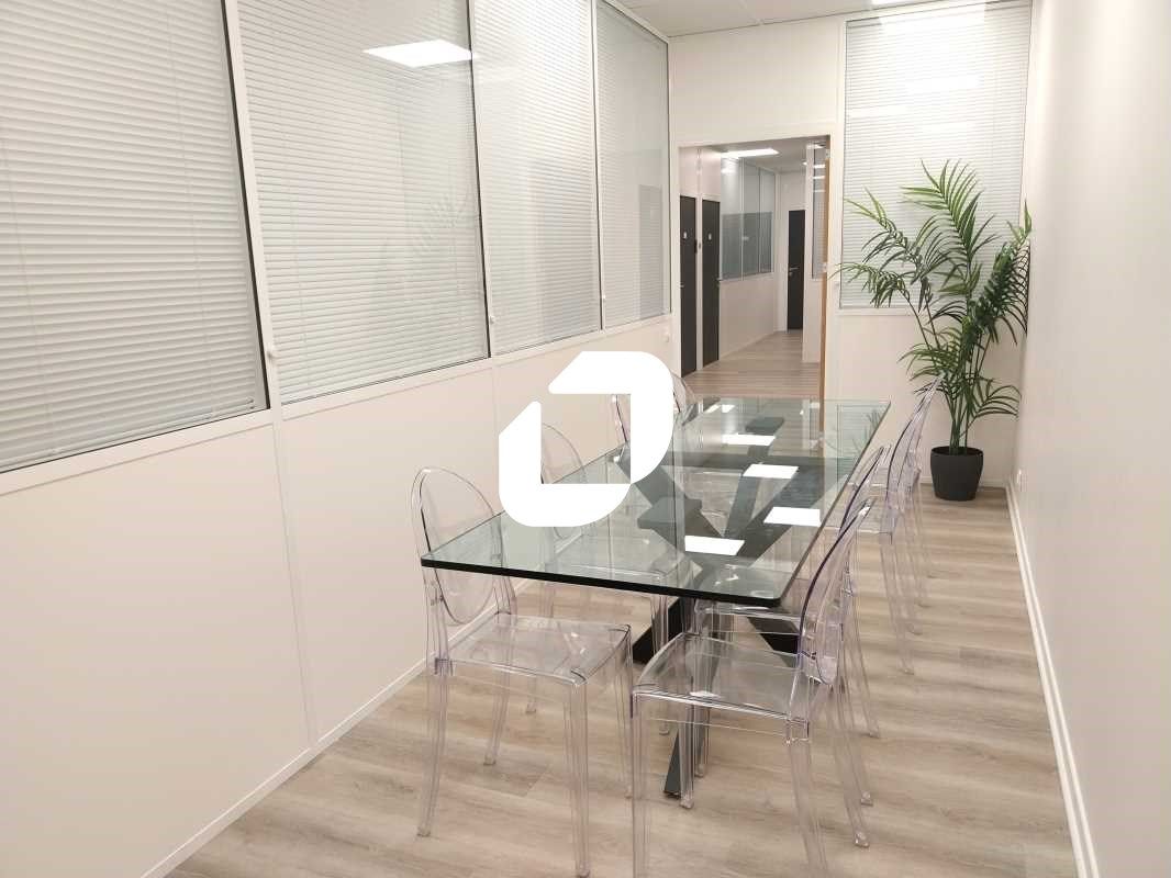 Située à Neuilly-sur-Marne, dans la Zone Franche