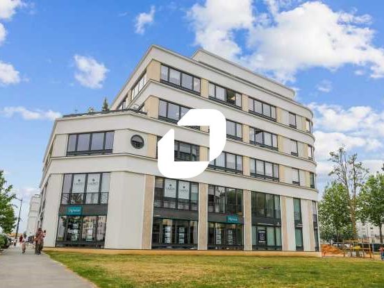 Situé à Chessy, au coeur d'un centre urbain dynam