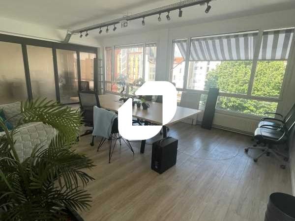 Boulogne Nord, à proximité du métro Jaurès et des