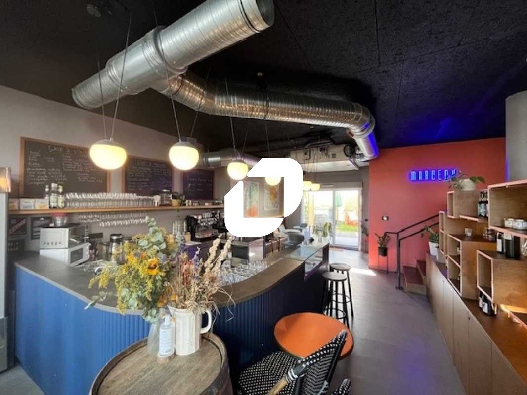 Situé à Vanves, dans un quartier dynamique et en 