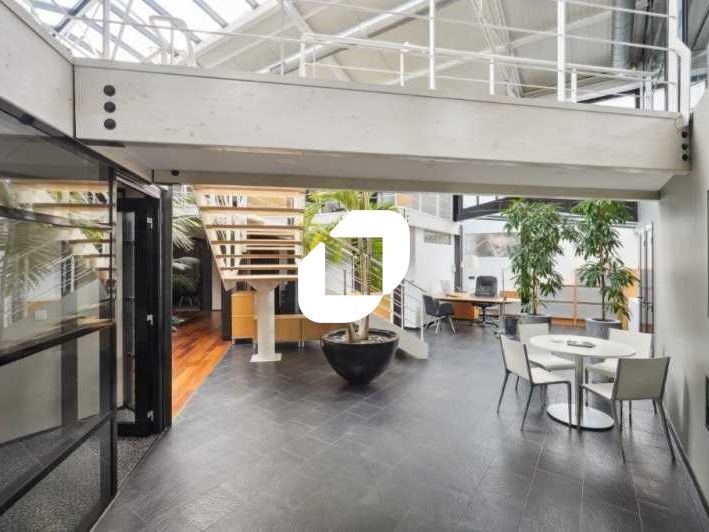 IMMPROVE vous proposons un bâtiment indépendant d