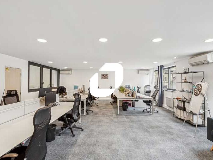 Aux portes de Paris, au pied du métro Louise Mich