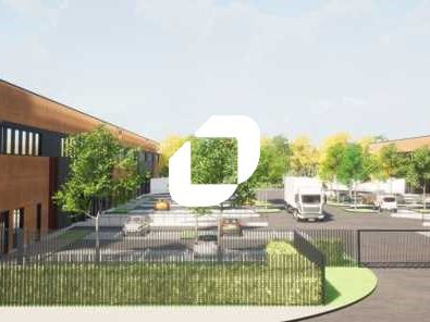 A proximité immédiate des autoroutes A1 et A104, 