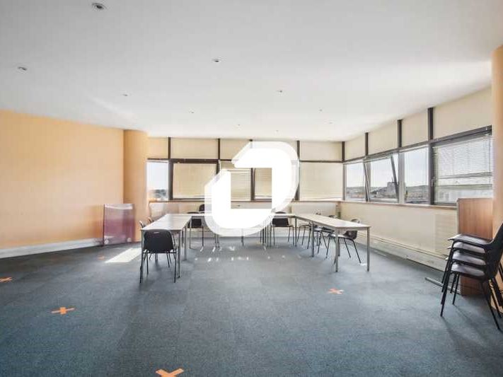 Situé au coeur de la Cité administrative de Meaux