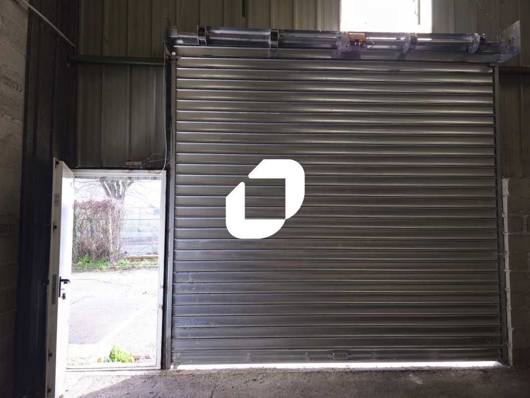 Situé à proximité immédiate de la gare SNCF de Be