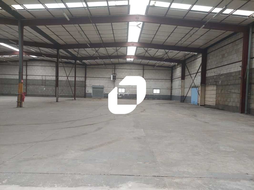 Dans la zone des Ebisoires à Plaisir, IMMPROVE vo