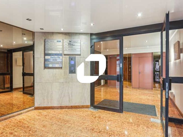 Locaux en excellent état ! IMMPROVE vous propose 