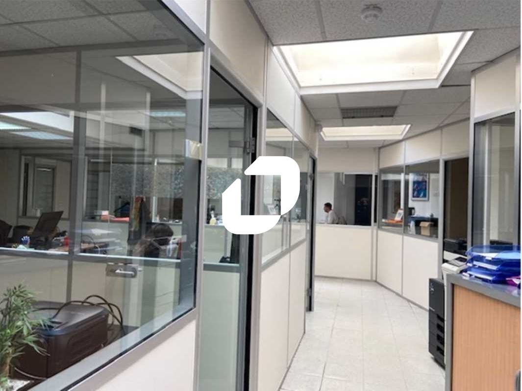 Bureaux à vendre aux portes de Paris ! Dans un im