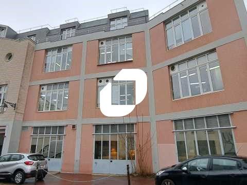 IMMPROVE vous propose des locaux de 95m² au deuxi