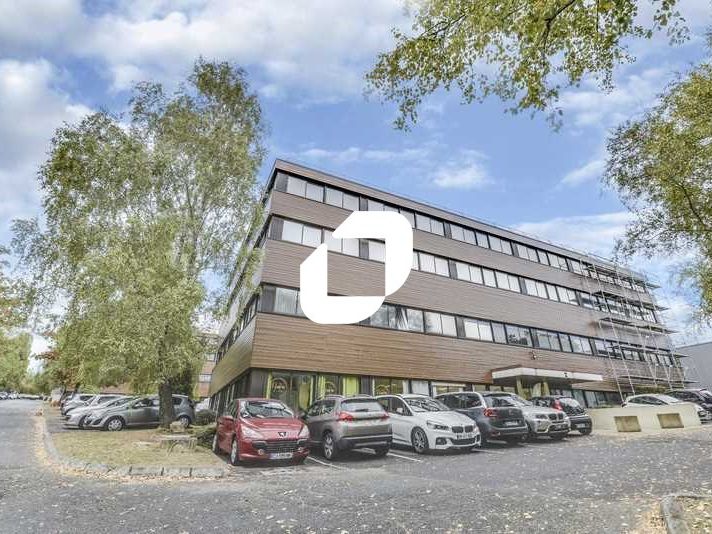 Implanté au coeur de la dynamique zone d'activité