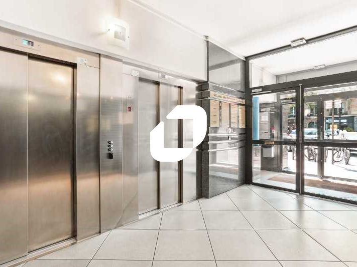 Au pied du métro ! Immprove vous propose des bure