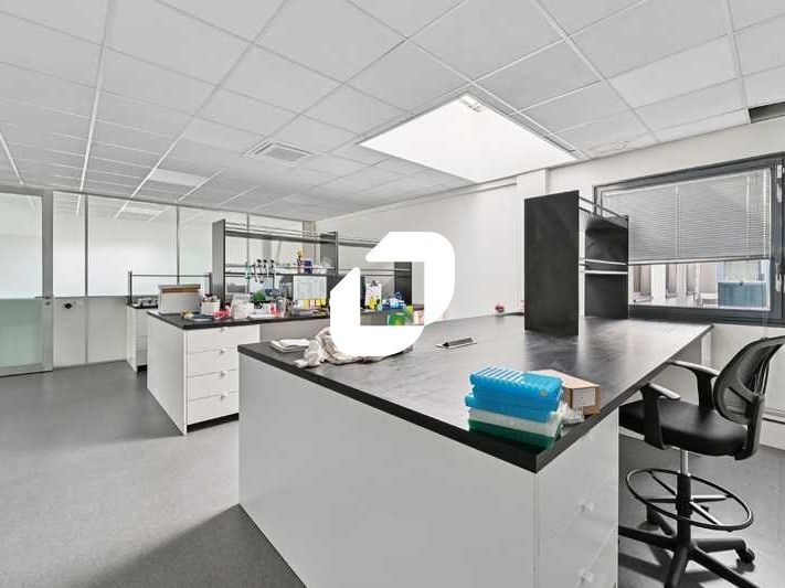 Situé au coeur de Paris Nord 2, IMMPROVE vous pro