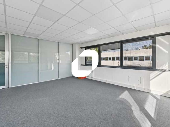 Situé au coeur de Paris Nord 2, IMMPROVE vous pro