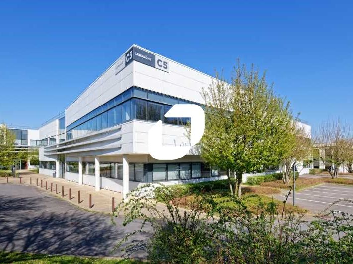 Situé au coeur du parc d'activité de l'horloge et