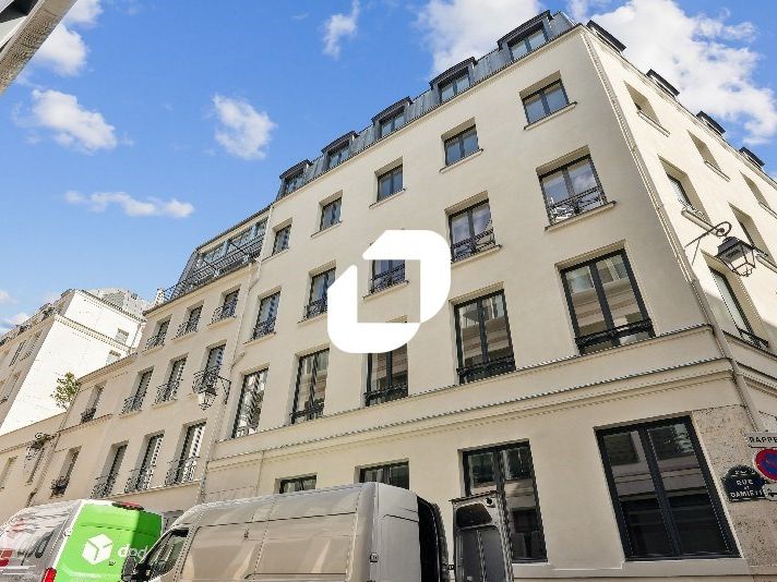 Au coeur du Sentier historique, dans une rue calm