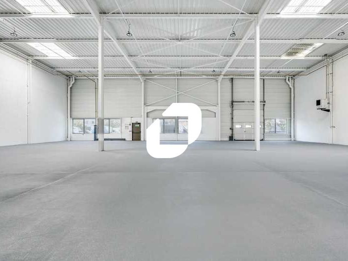 Situé au Blanc-Mesnil, à proximité des aéroport R