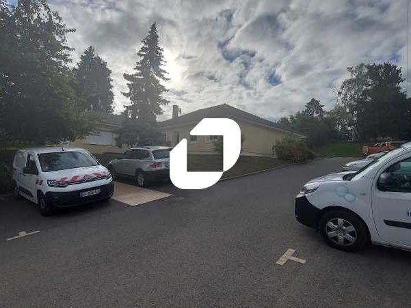 Immprove vous propose un immeuble de bureaux indé