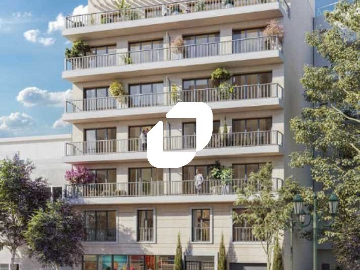 Immprove vous propose un local commercial brut de