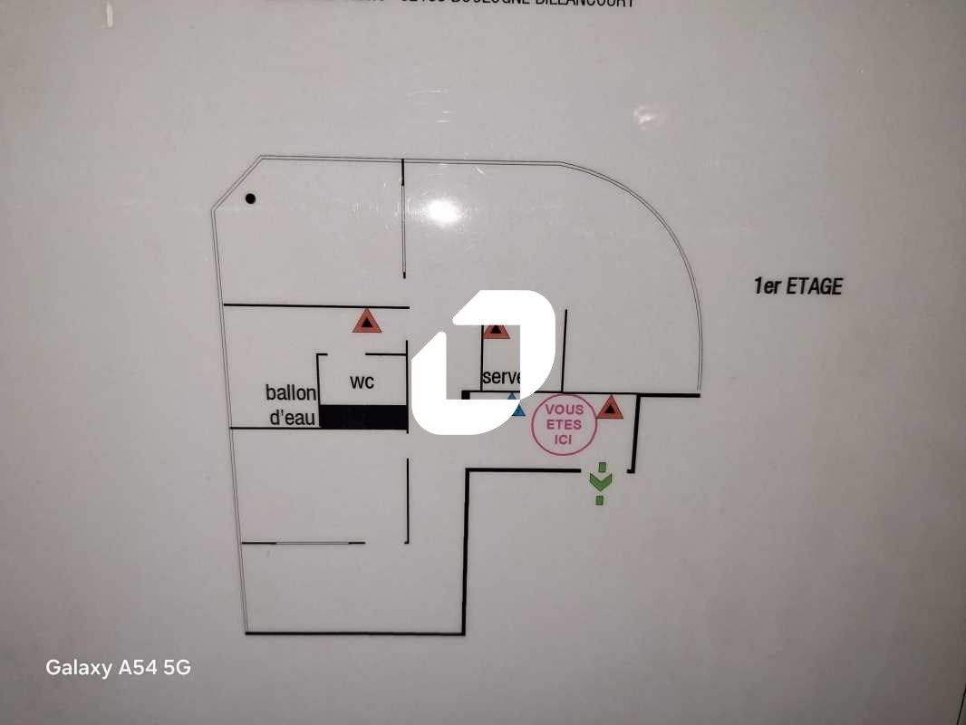 Location bureaux 100 m² non divisibles