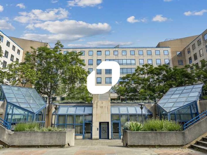 Nous vous proposons à la VENTE dans le bâtiment A