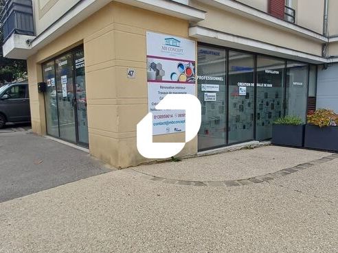 IMMPROVE vous propose un local commercial d'angle