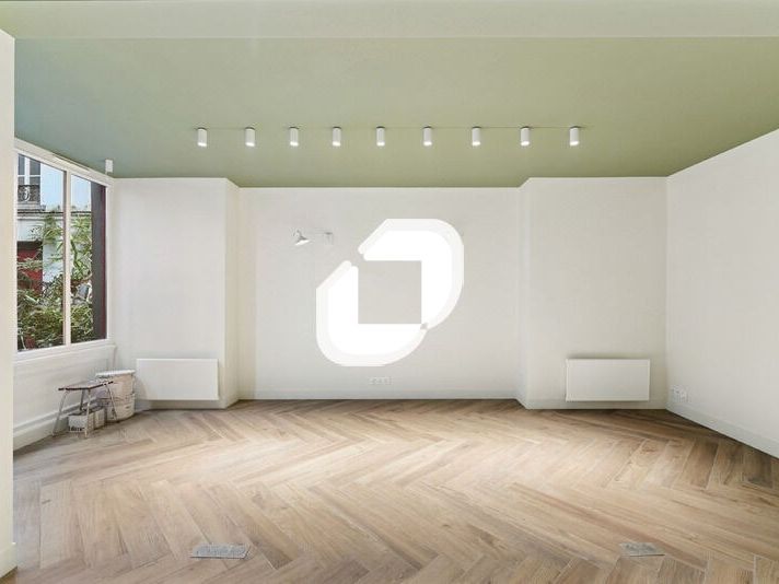 IMMPROVE vous propose à la vente une surface de 4