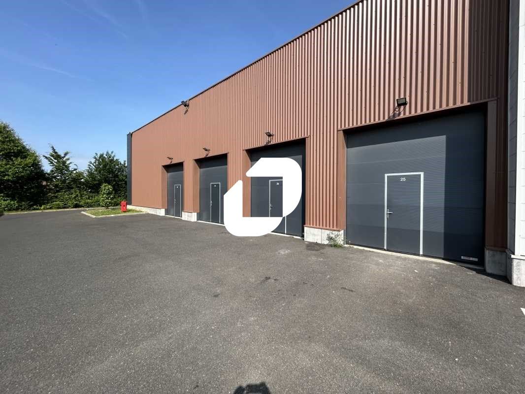 Situé idéalement à la sortie de l'autoroute A4 et