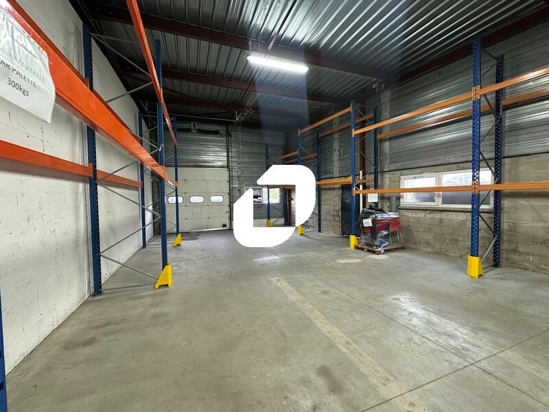 Au sein d'une zone d'activités à Chelles, IMMPROV