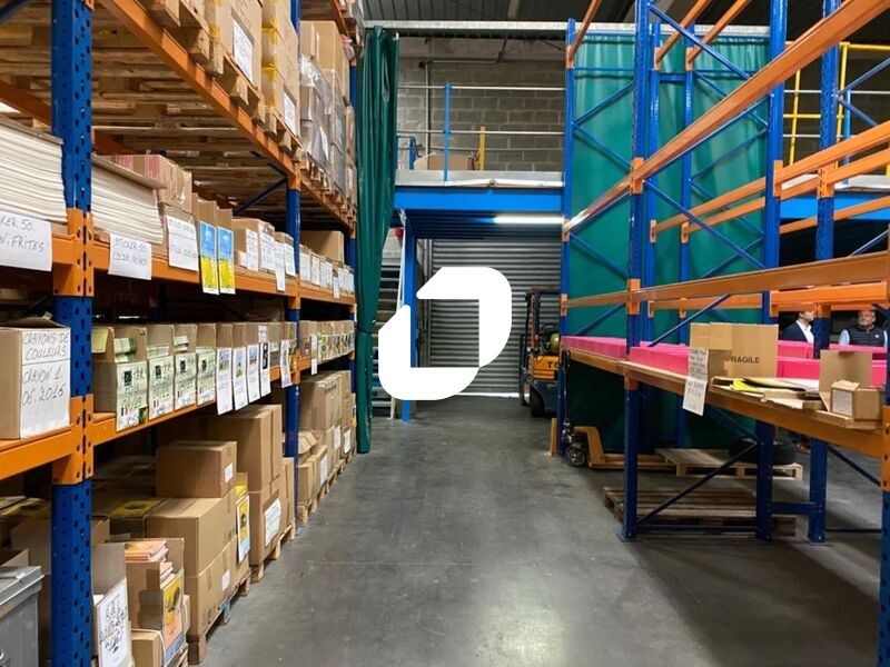 Au coeur du parc d'activité de Mery Sur Oise et d