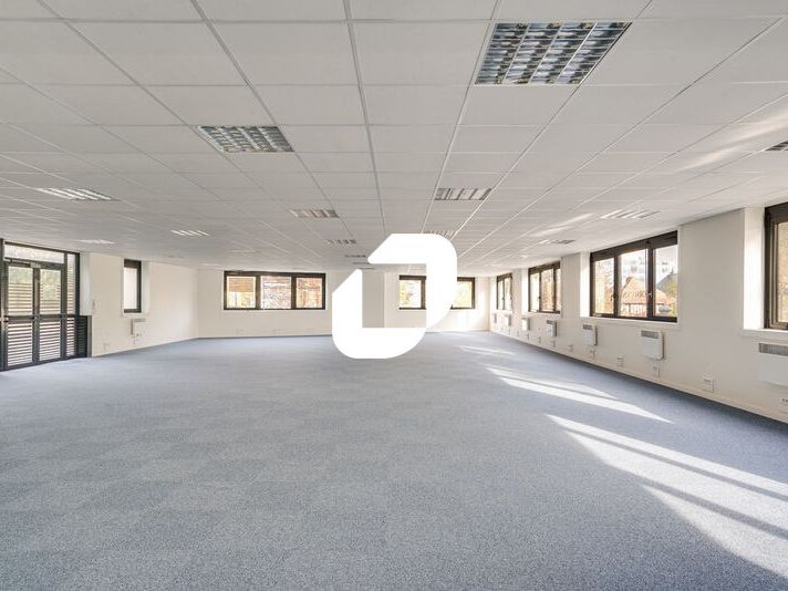 A proximité immédiate du RER A, dans le quartier