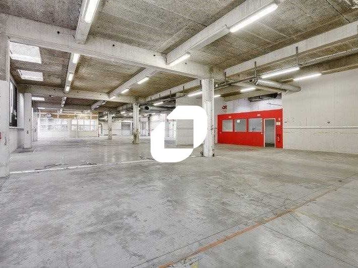 Idéalement situé à proximité de la Porte de la Vi