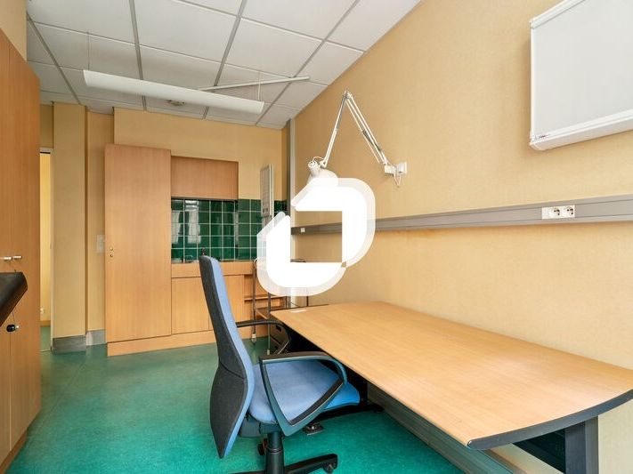 Dans le 15eme arrondissement, à proximité immédia