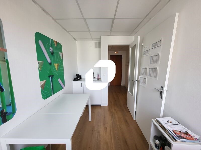 Immprove vous propose des bureaux cloisonnés à lo